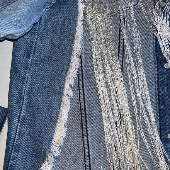 Fantastic Fawn Denim Jacket Womens Medium Silver Fringe Back Blue Jean Jacket - Picture 11 of 14